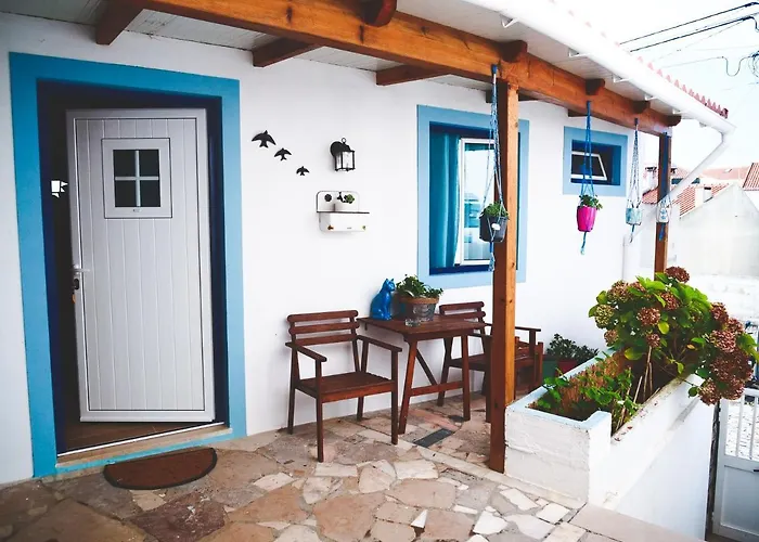 Casa Do Mar - Big Wave Spotter House بيت ضيافة *